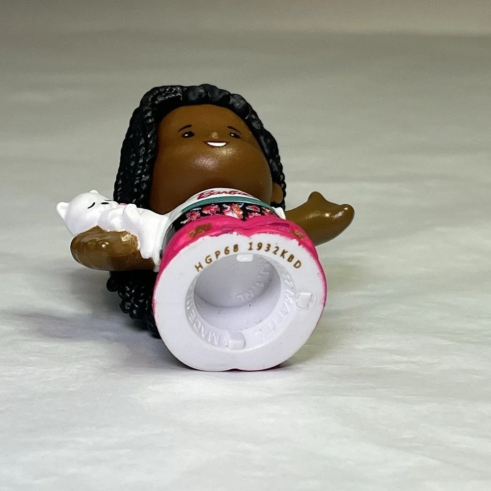 NEW Barbie Little People Fisher Price Figure‎ Girl Holding Cat Dog Doll Pajamas
